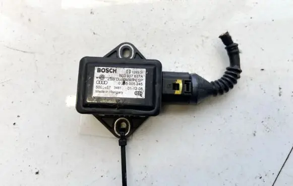 Skoda Superb B5 (3U) ESP acceleration yaw rate sensor 8e0907637a 5005457