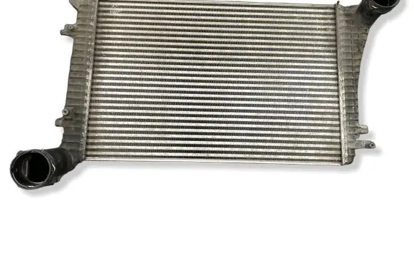 Volkswagen PASSAT B6 Intercooler radiator 3C0145803G