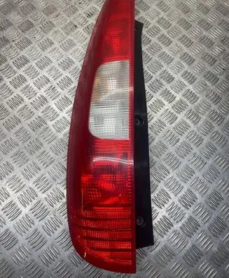 Mitsubishi Colt Rear/tail lights MR957373 27950102 06072005