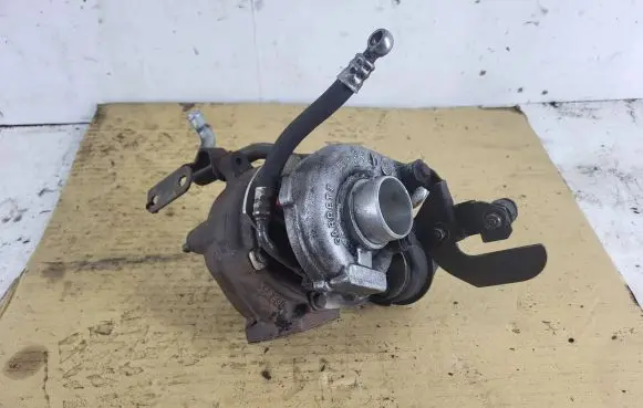 BMW 3 E46 Turbo 2247297F 700447-1 VNT15