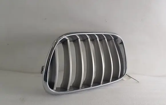 BMW X3 F25 Front bumper upper radiator grill 7237421 10627110 7210725
