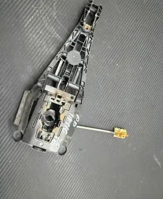 Mercedes-Benz A W169 Front door exterior handle/bracket