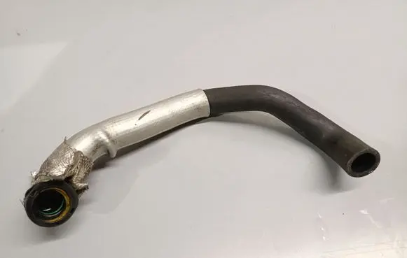 Renault Kadjar EGR valve line/pipe/hose 118297586R