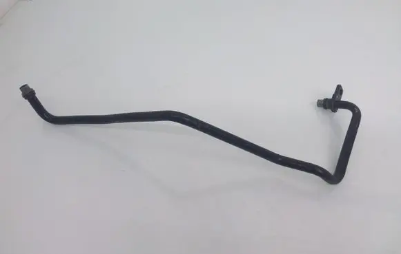 Audi A6 S6 C4 4A Gearbox oil cooler pipe/hose 