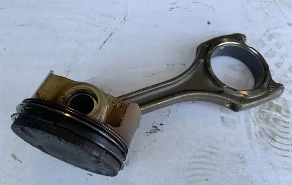 Audi A7 S7 4G Piston with connecting rod 079198401J 079107066EM