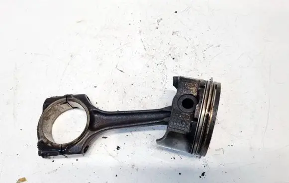 Piston with connecting rod