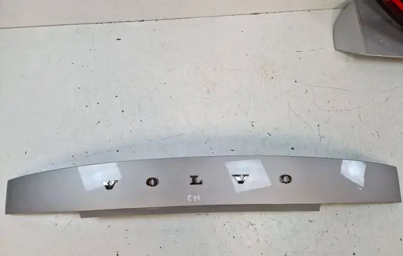 Volvo C40 Tailgate/trunk spoiler 32296202