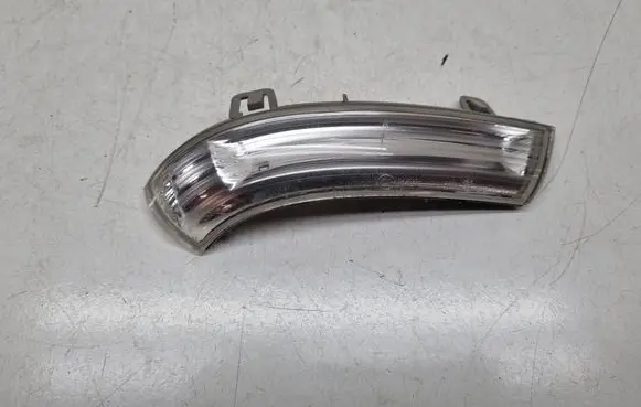 Volkswagen Golf Plus Mirror indicator light 1K0949102