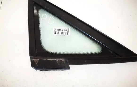 Lexus RX 300 Front triangle window/glass as2