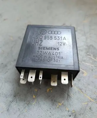 Audi A4 S4 B5 8D Other relay 4B0955531A 72WA401