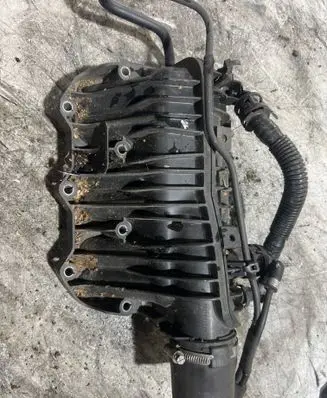 Ford Focus Intake manifold 1047092S01
