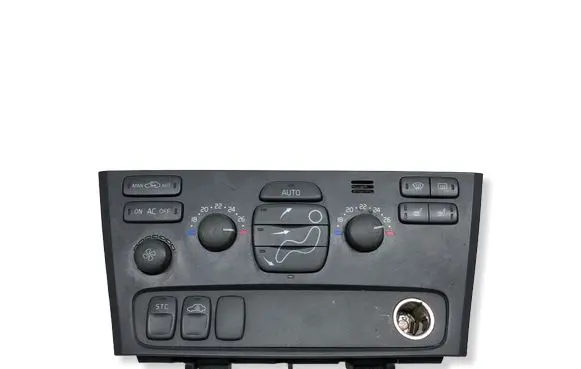 Volvo V70 Climate control unit 