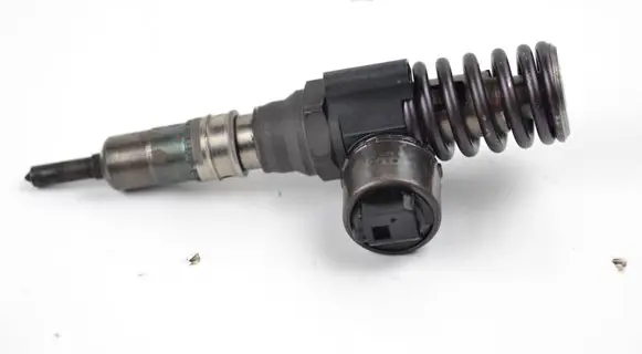 Audi A6 S6 C6 4F Fuel injector 03G130073b