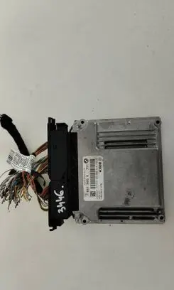 BMW 5 E60 E61 Engine control unit/module 8506199