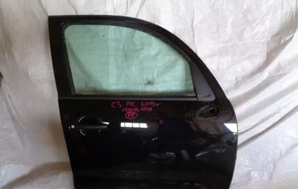 Citroen C3 Picasso Front door