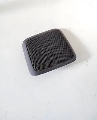 Side speaker trim/cover