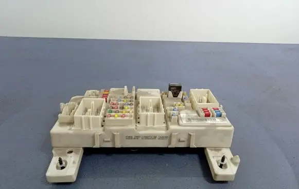 Ford Focus Fuse box set 7M5T-14A073-DD