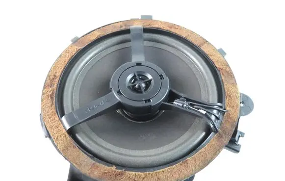 Volvo XC90 Front door speaker 8633664