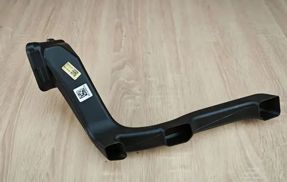 BMW 4 G22 G23 G24 G26 Air intake duct part 6805554