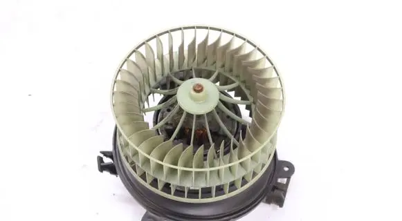 Mercedes-Benz E W124 Heater fan/blower 5782847