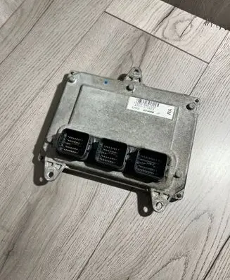 Honda Civic Engine control unit/module 37820RMXE02 4337111653