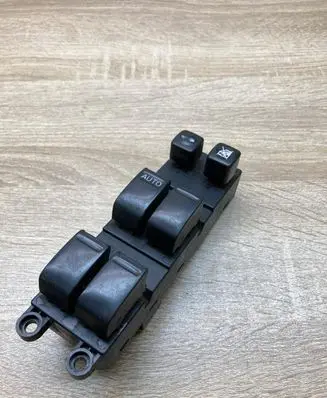 Nissan Primera Electric window control switch 25401AV640