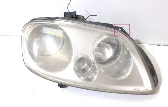Volkswagen Touran I Headlight/headlamp 2K0941006B