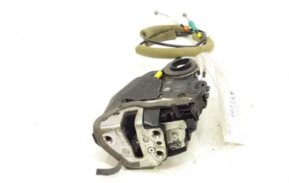 Toyota Highlander XU40 Rear door lock
