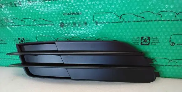 Front bumper lower grill