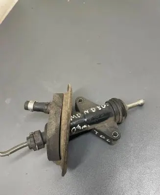 Ford Mondeo Mk III Clutch master cylinder 1S717A543AC PAGF50