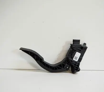 Audi A5 Accelerator throttle pedal 8W1723523