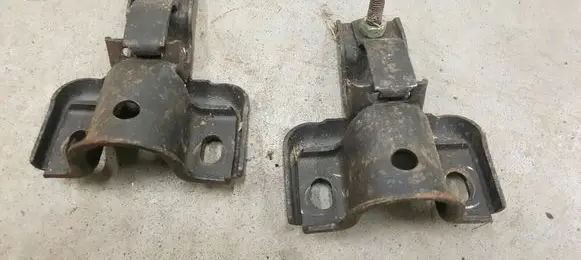 Volkswagen Golf I Sway bar bush bracket, front 171