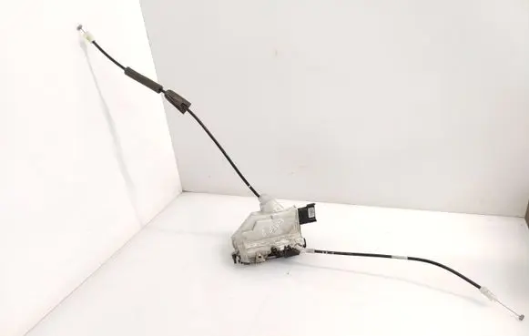 Peugeot 508 Front door lock PSA851917 4131M090317