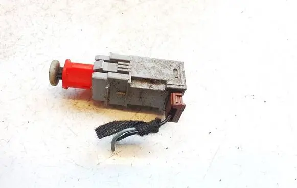 Opel Zafira A Brake pedal sensor switch 09185907 451010