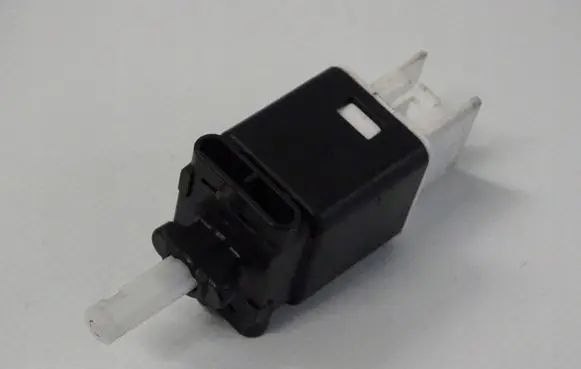 Mazda 3 Front door sensor 