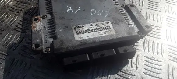 Renault Laguna II Engine control unit/module 0281010297