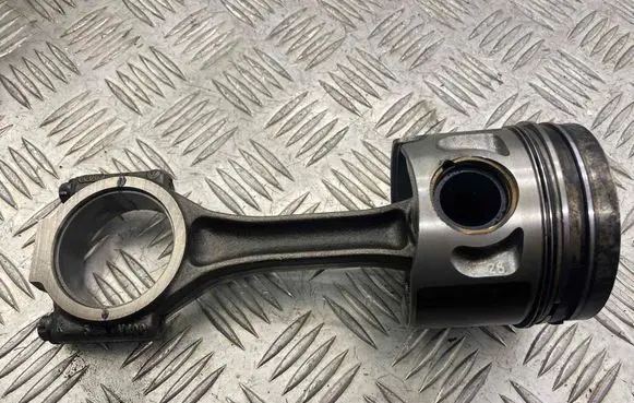 Audi A3 S3 8P Piston with connecting rod 038J