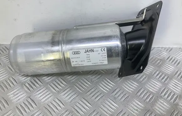 Audi A7 S7 4K8 Air suspension tank/reservoir 4K0616204A 4K0616780A