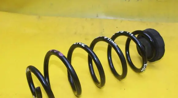 Audi A5 8T 8F Rear coil spring