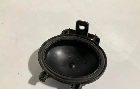 Mercedes-Benz C W203 Headlight/headlamp dust cover 1305219099 690617908