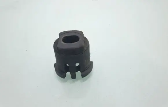 Volvo S40 Radiator mount bracket 30639749