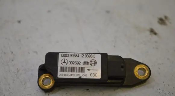 Mercedes-Benz S W220 Airbag deployment crash/impact sensor 2208204426