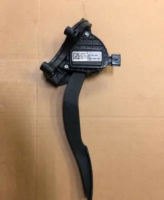 Land Rover Discovery 5 Accelerator throttle pedal GK529F836AB LR115113
