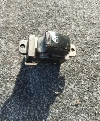 Hyundai Sonata Electric window control switch 62WW03620