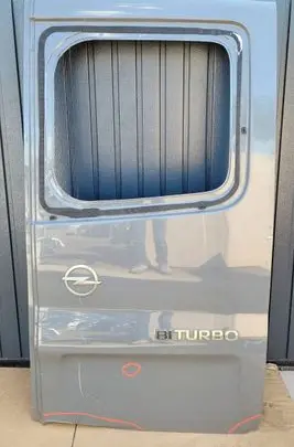 Renault Trafic I Front door 