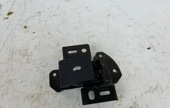 Maserati Levante Engine bonnet (hood) release handle