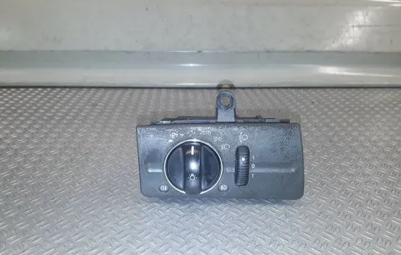 Mercedes-Benz E W211 Light switch 2115450904