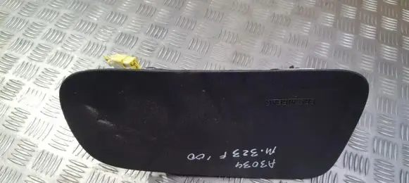 Mazda 323 F Passenger airbag herg1999bc 120575-07bj0e