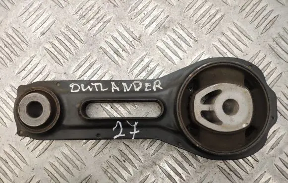 Mitsubishi Outlander Engine mount bracket