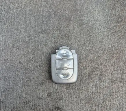 Audi A6 S6 C5 4B Ignition key/card 4D0837231A